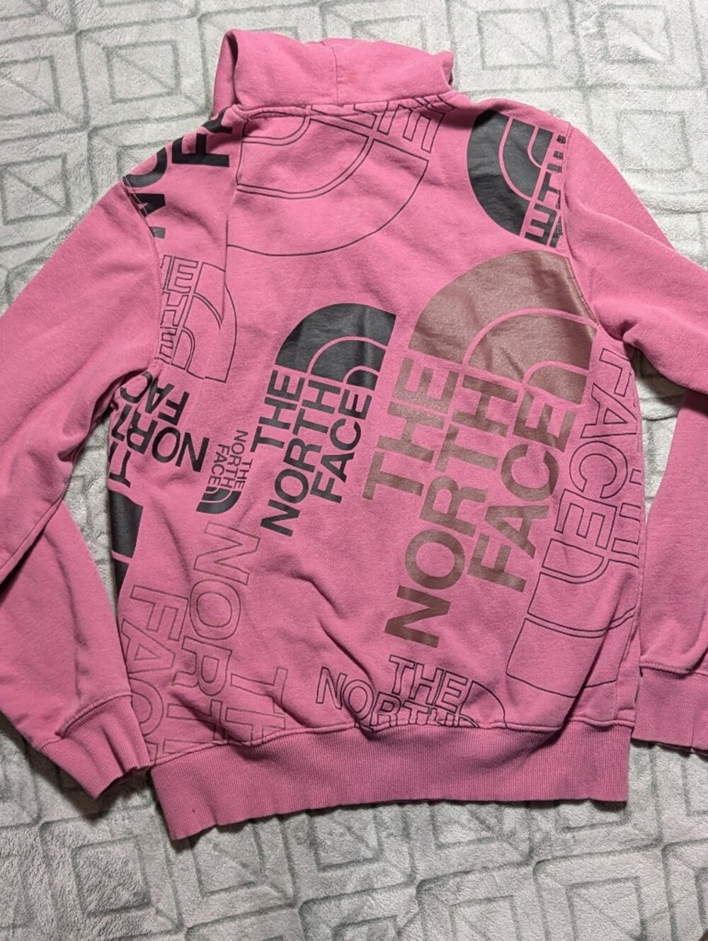 The North Face Graphic Injection Hoodie - Picture 3 of 6